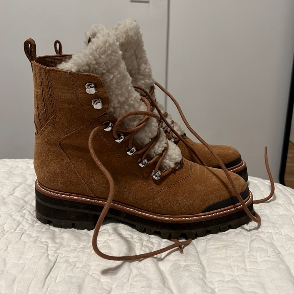 Marc Fisher Izzy lug sole boot